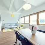 Leonart Living 62 Apartamento *