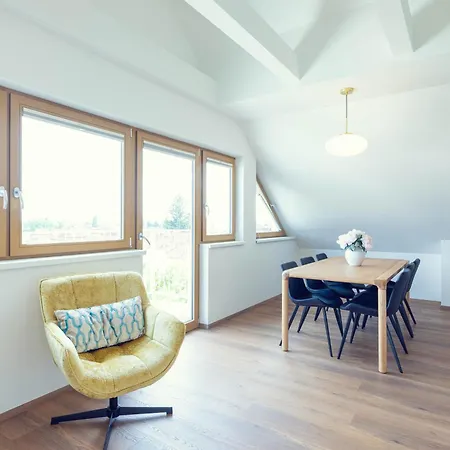 Apartment Leonart Living 62 *